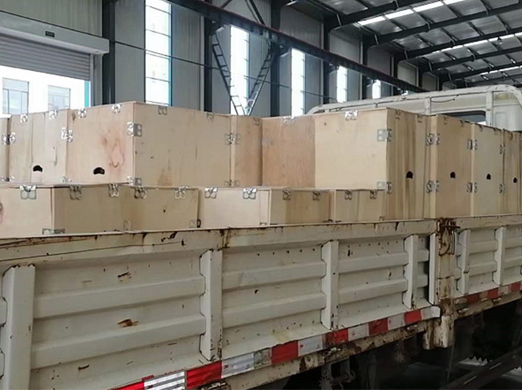 山东矿安重工一批气动隔膜泵发往河南新乡