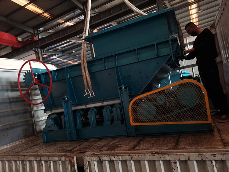 山东矿安重工生产的甲带给煤机发往山西忻州