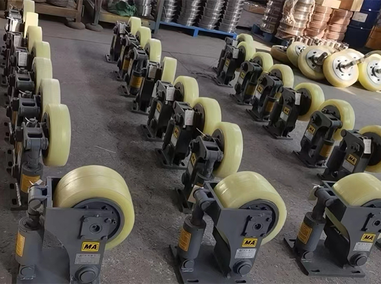 山东矿安重工热销产品滚轮罐耳准备发货