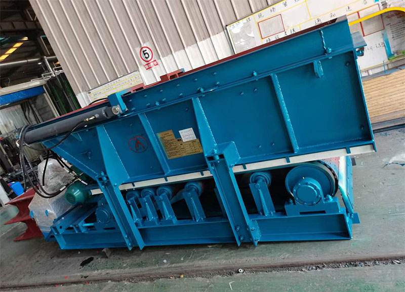 山东矿安重工自主研发生产的带式给煤机发往山西吕梁