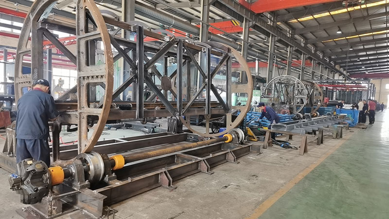 山东矿安重工赶制订单忙生产